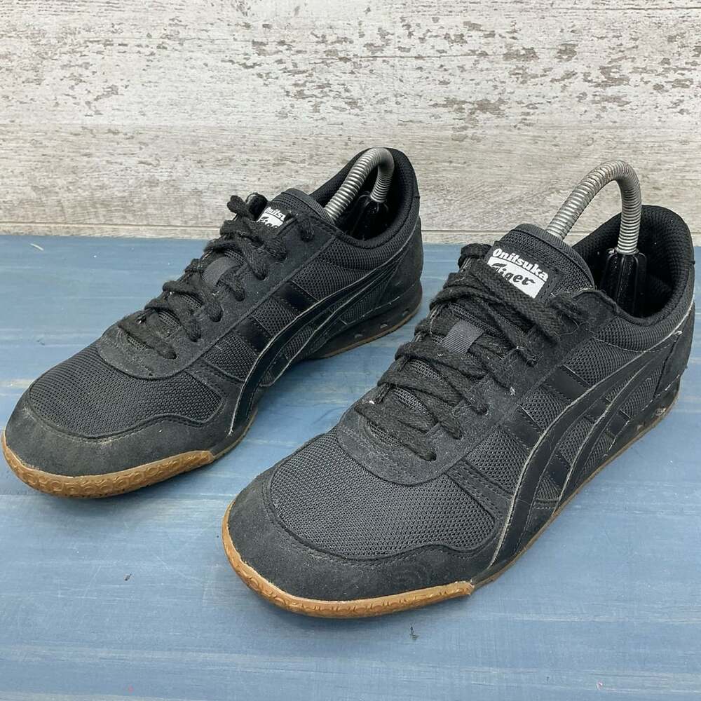 Onitsuka Tiger Ultimate 81 Black Gum Sneakers D626N Men's US 7 / EU 40